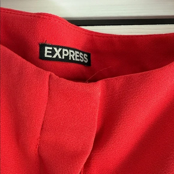 Express Bold Red Pants - Picture 2 of 4